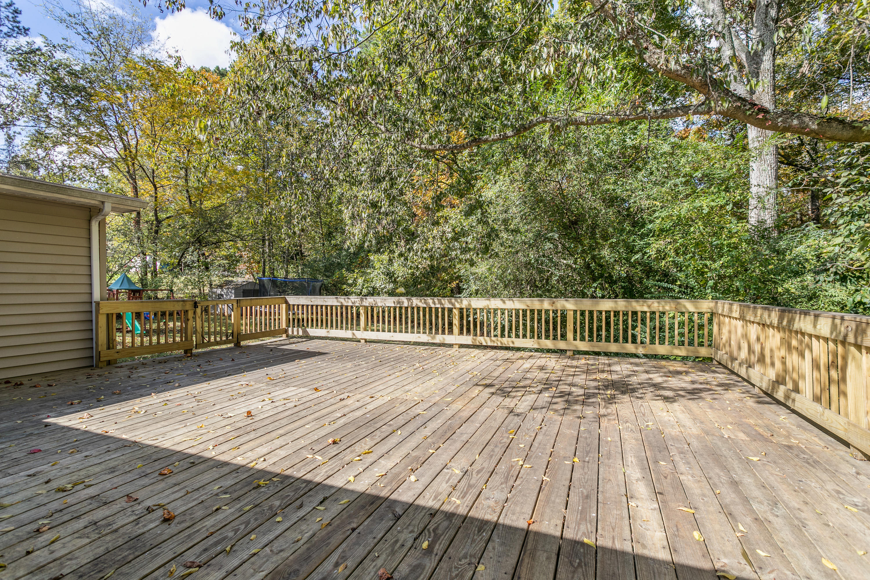 411 Anderson Road Ringgold, GA 30736 - Photo 16 of 21 411 Anderson Dr_Back Deck 1
