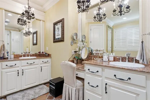 $799,999 | 1300 Charlestown Lane, Lake Charles, LA 70605