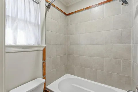 $850,000 | 1300 Charlestown Lane, Lake Charles, LA 70605