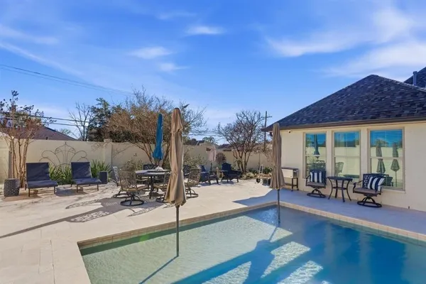 $799,999 | 1300 Charlestown Lane, Lake Charles, LA 70605