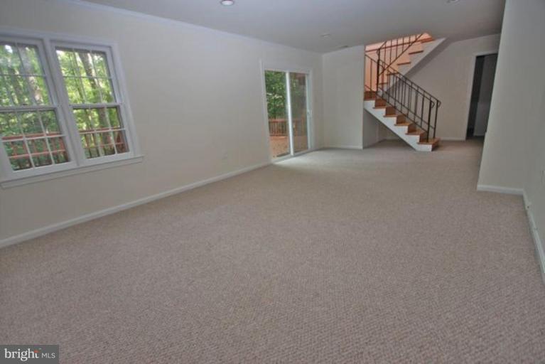 11322 Myrtle Lane Reston, VA 20191 - Photo 17 of 24 an empty room with windows