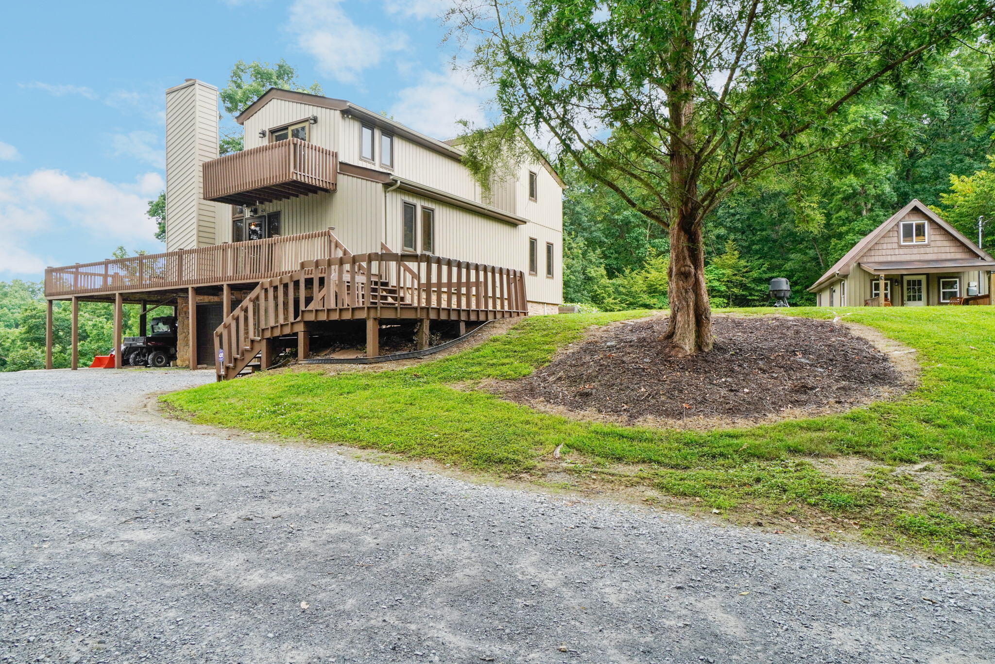 669 Big Hollow Road Blountville, TN 37617 - Photo 2 of 55 40-web-or-mls-JH-Mon 20220725-338a