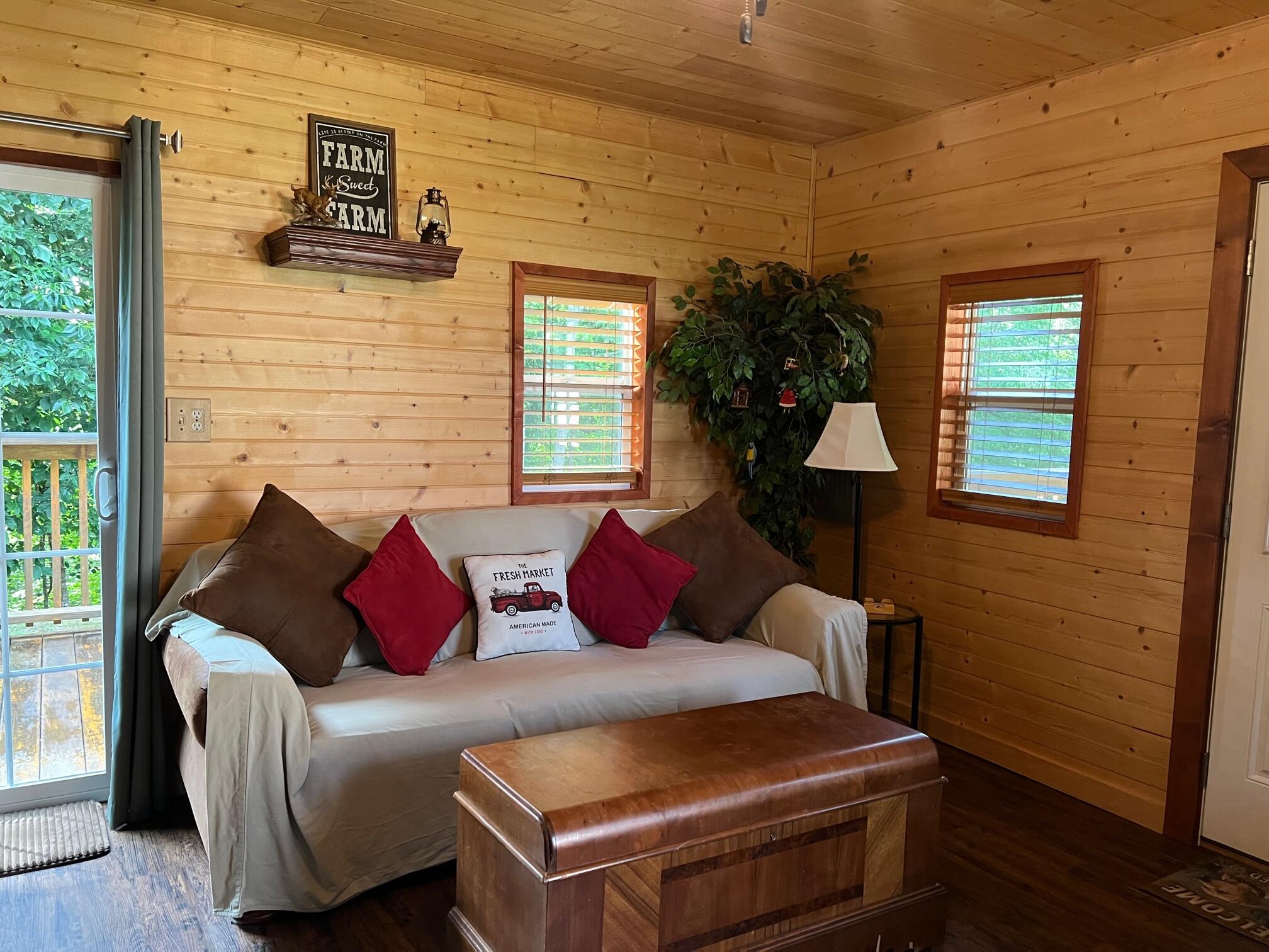 669 Big Hollow Road Blountville, TN 37617 - Photo 35 of 55 Big Hollow cottage LR