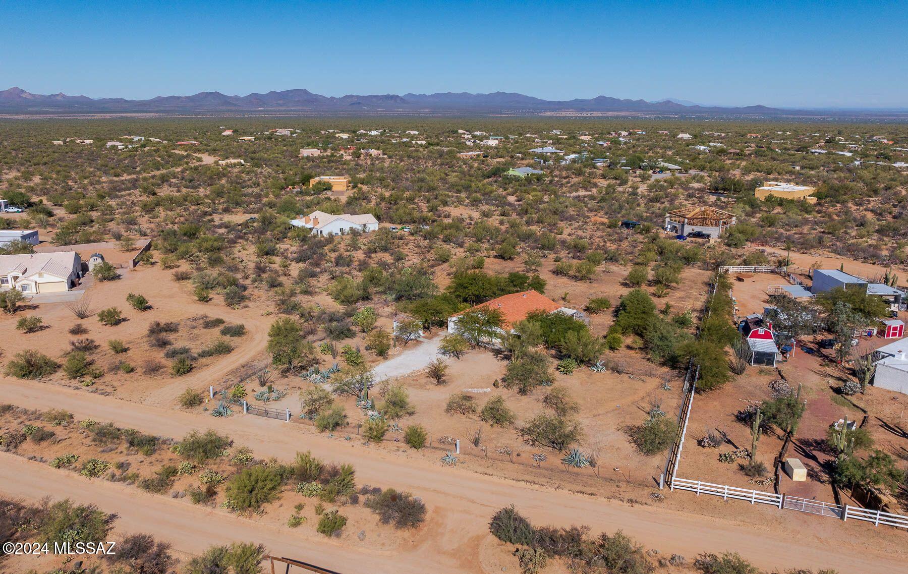 16134 West Lynnette Road Tucson, AZ 85736 - Photo 5 of 34 Gallery Image 5