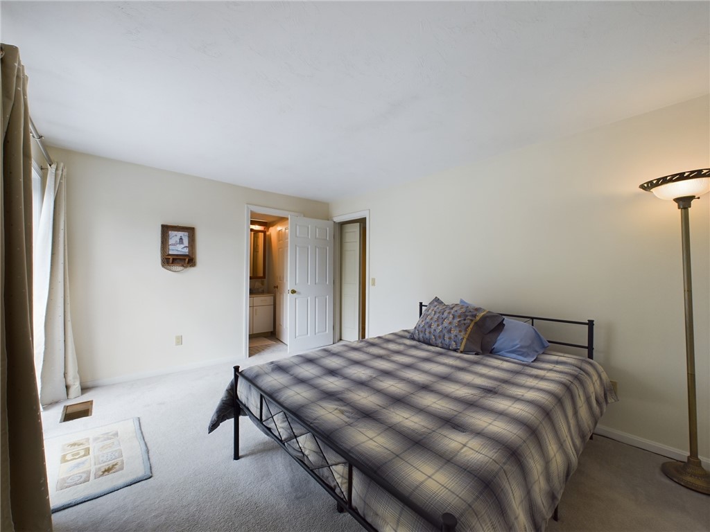 1125 Point Judith Road, Unit E5 Narragansett, RI 02882 - Photo 13 of 27 Main Level