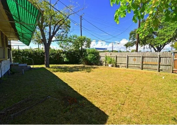 $1,200 | 1026 Campbell Street, Corpus Christi, TX 78411