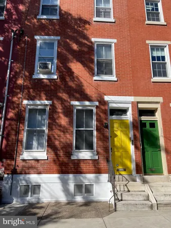 $1,000 | 2031 Brandywine Street, Philadelphia, PA 19130