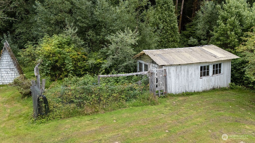 3192 Clearwater Road Forks, WA 98331 - Photo 8 of 40 Gallery Image 8