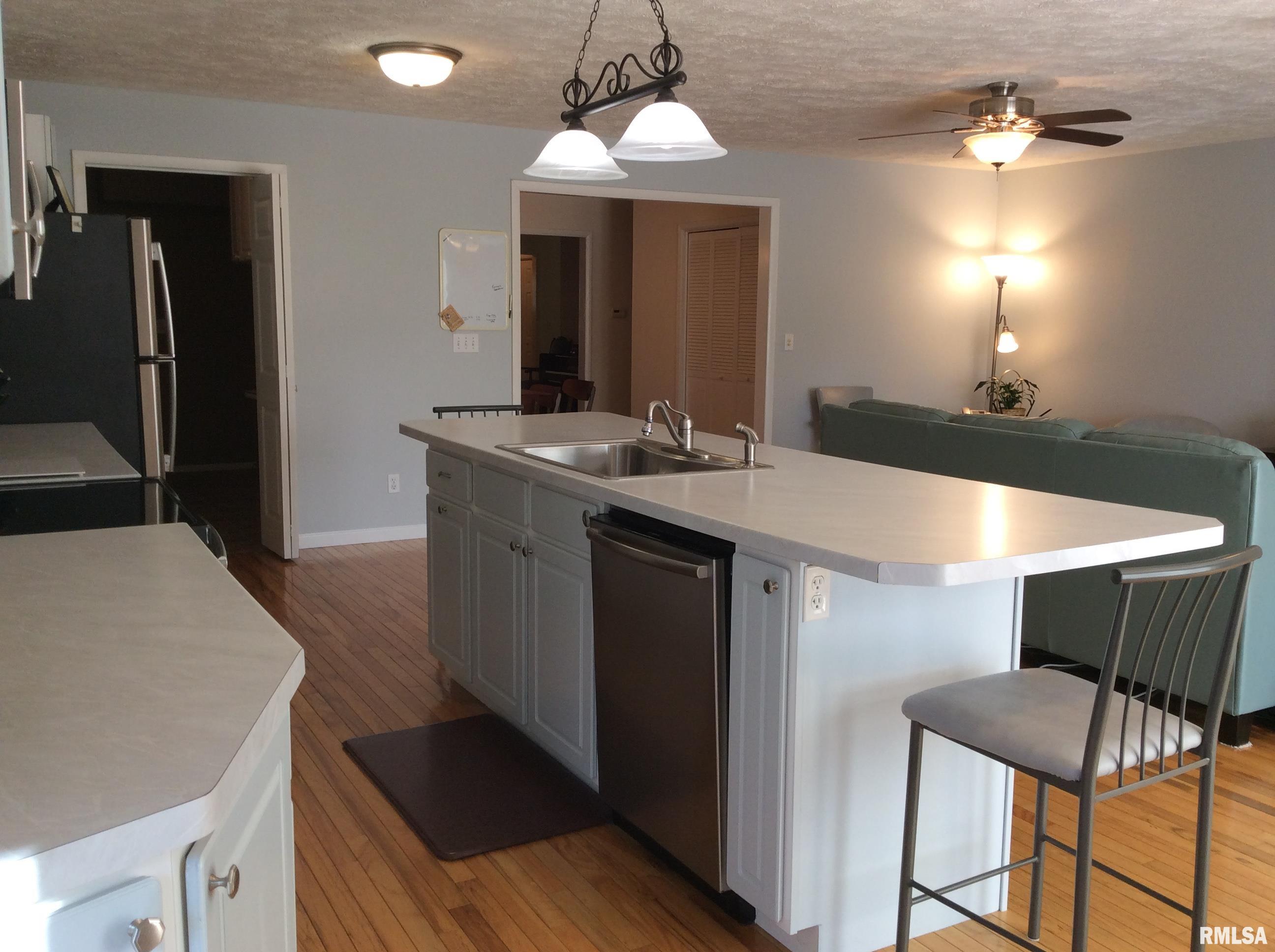 16835 East Fairfield Road Mount Vernon, IL 62864 - Photo 12 of 50 Gallery Image 12