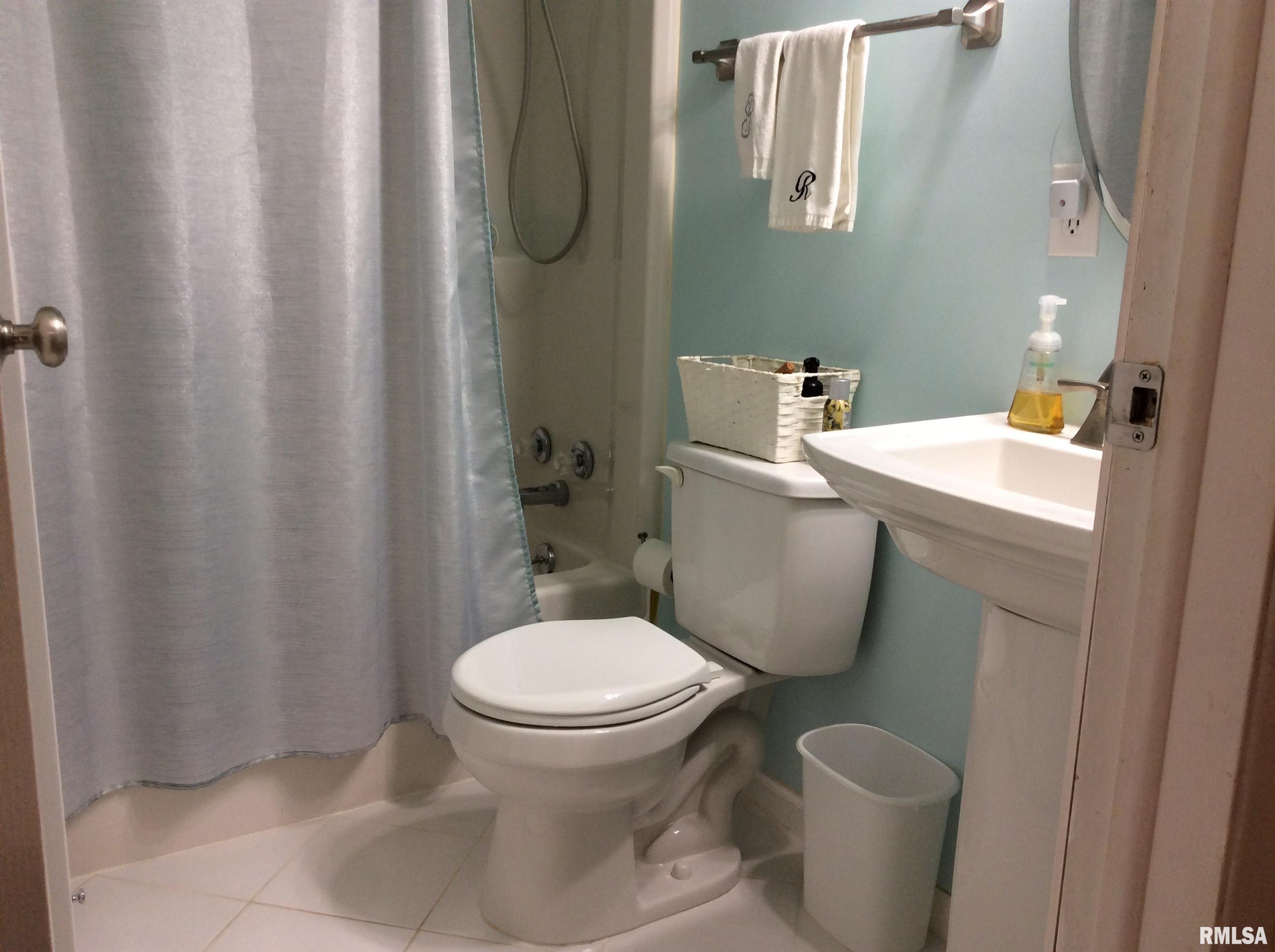 16835 East Fairfield Road Mount Vernon, IL 62864 - Photo 16 of 50 Gallery Image 16