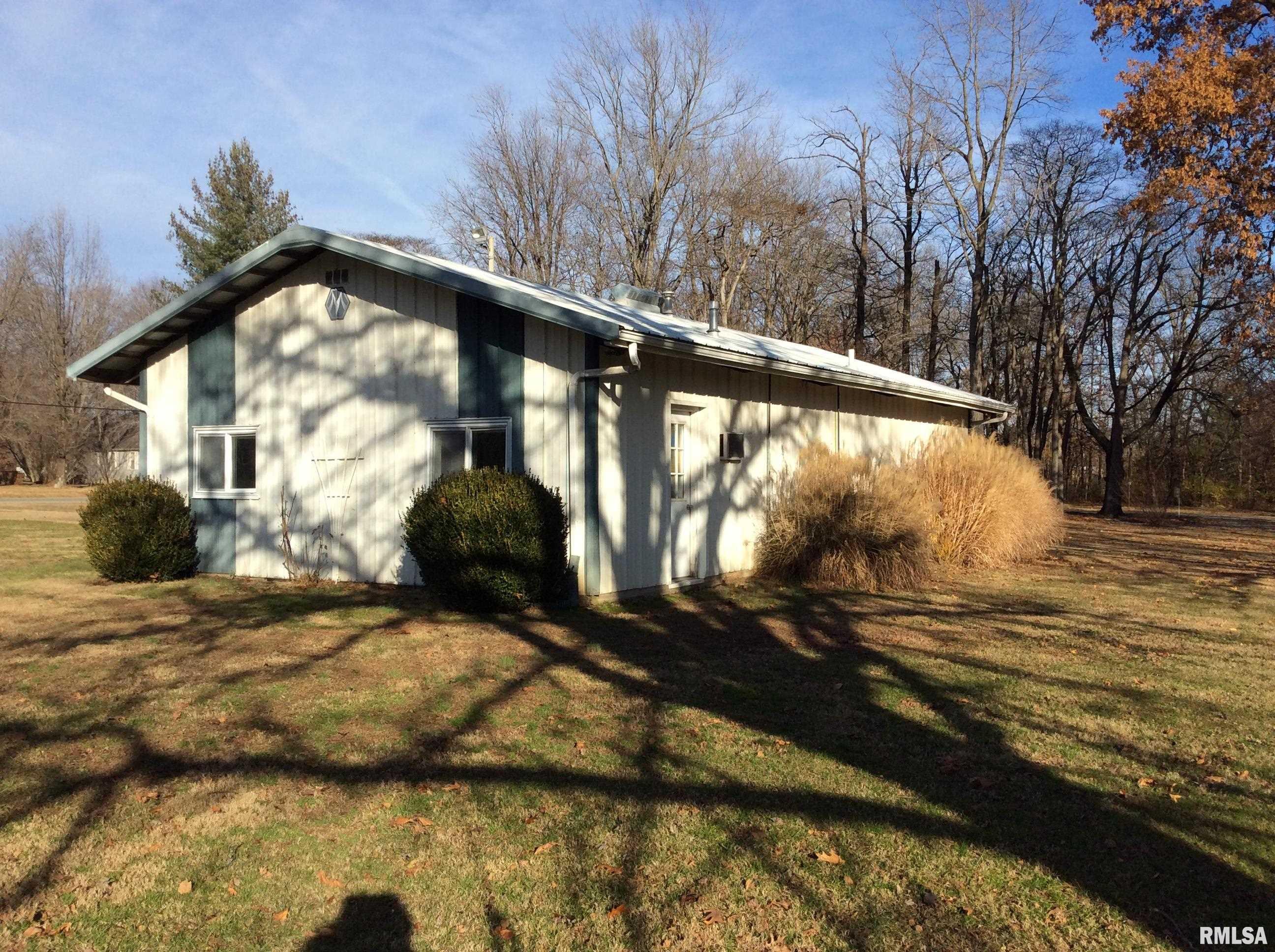 16835 East Fairfield Road Mount Vernon, IL 62864 - Photo 25 of 50 Gallery Image 25