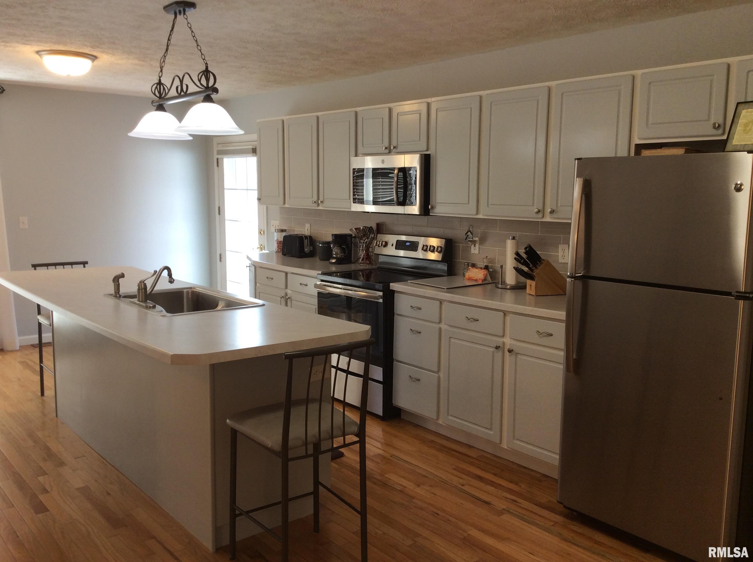 16835 East Fairfield Road Mount Vernon, IL 62864 - Photo 7 of 50 Gallery Image 7