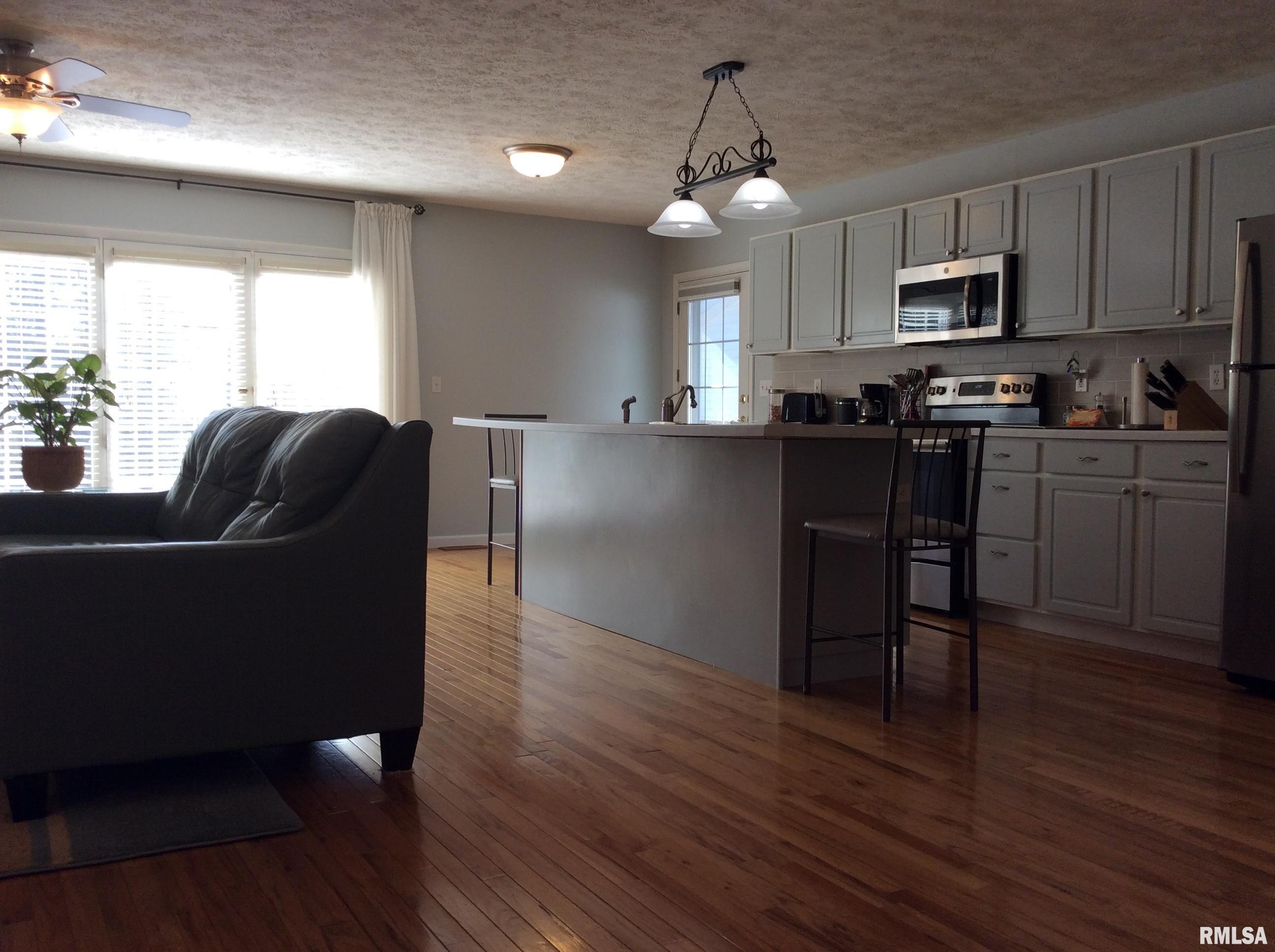 16835 East Fairfield Road Mount Vernon, IL 62864 - Photo 9 of 50 Gallery Image 9