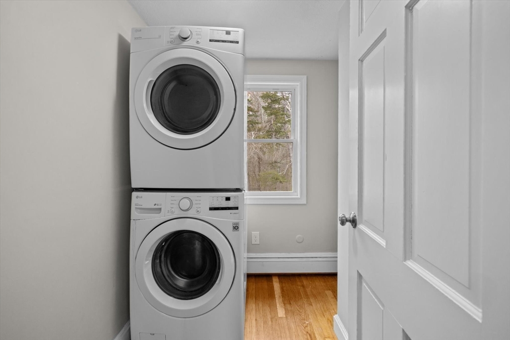 184 Booth Hill Road Scituate, MA 02066 - Photo 13 of 24