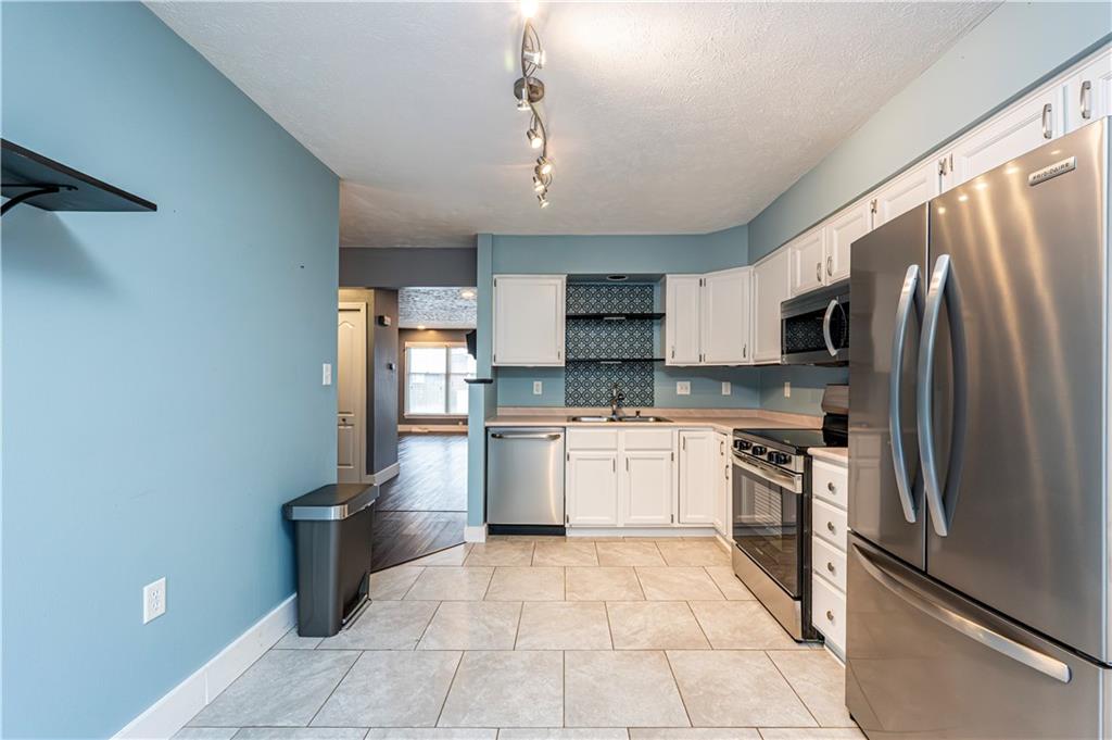 72 Unity Square Greensburg, PA 15601 - Photo 7 of 47