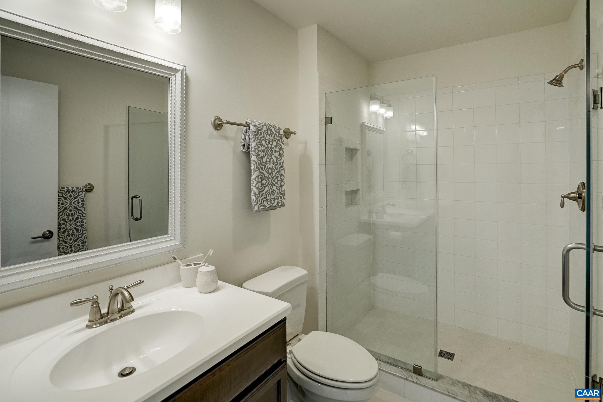 407 Fennel Road Crozet, VA 22932 - Photo 32 of 54 Ensuite bathroom