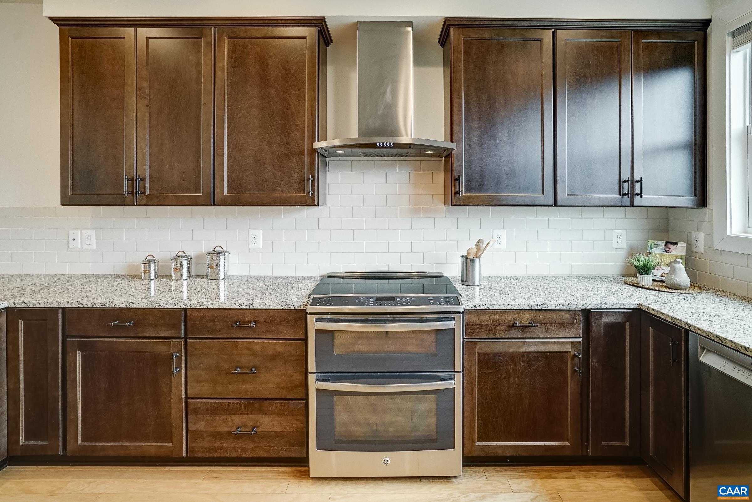 407 Fennel Road Crozet, VA 22932 - Photo 10 of 55 Tile backsplash for a designer touch.