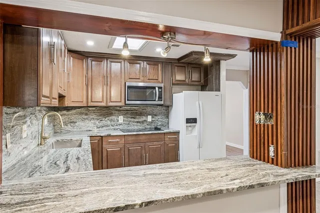 $375,000 | 219 Bennett Street, Winter Springs, FL 32708