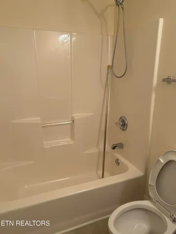 $245,000 | 338 Hawthorne Oaks Way, Powell, TN 37849