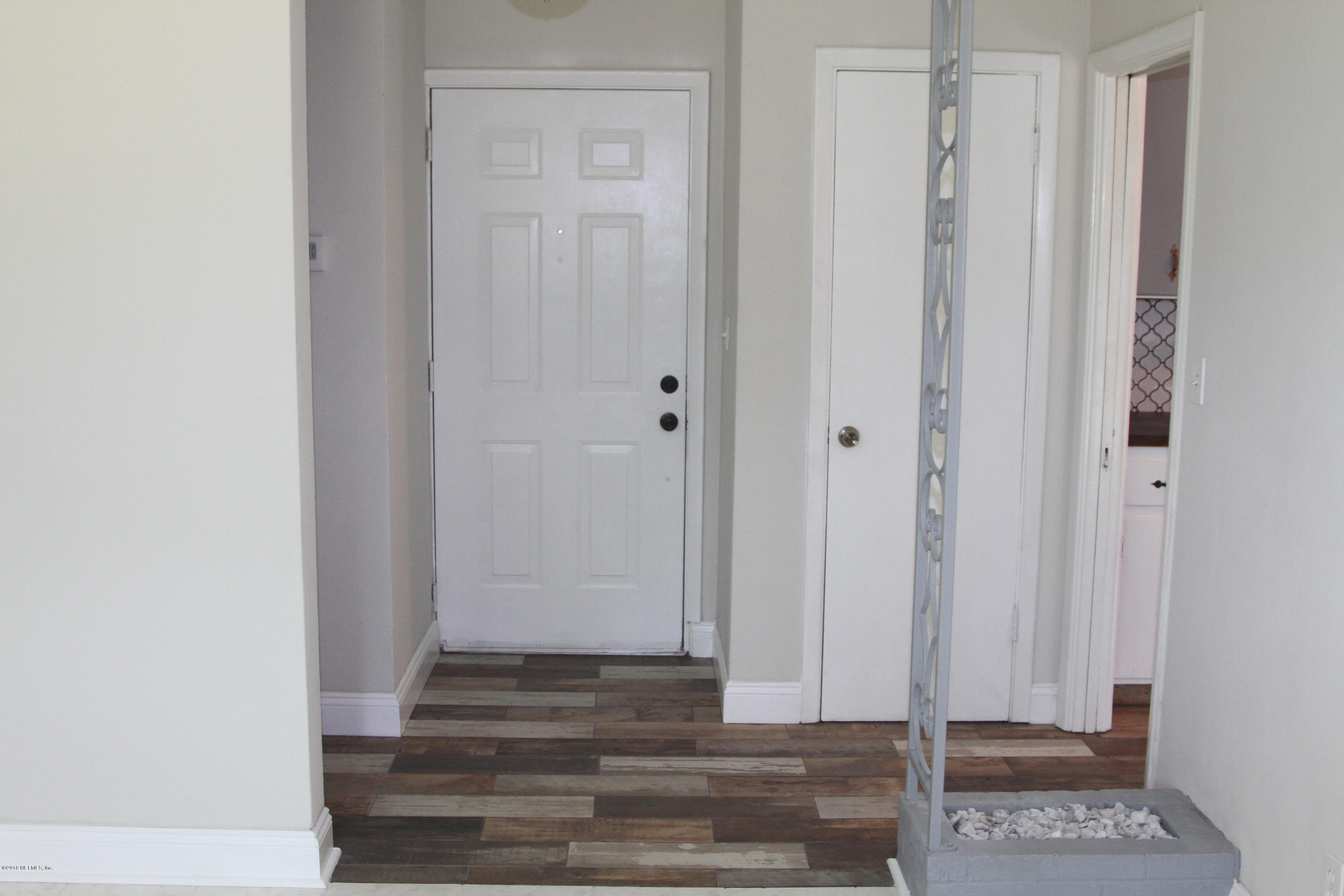 3705 Bess Road Jacksonville, FL 32277 - Photo 4 of 26 IMG_7217