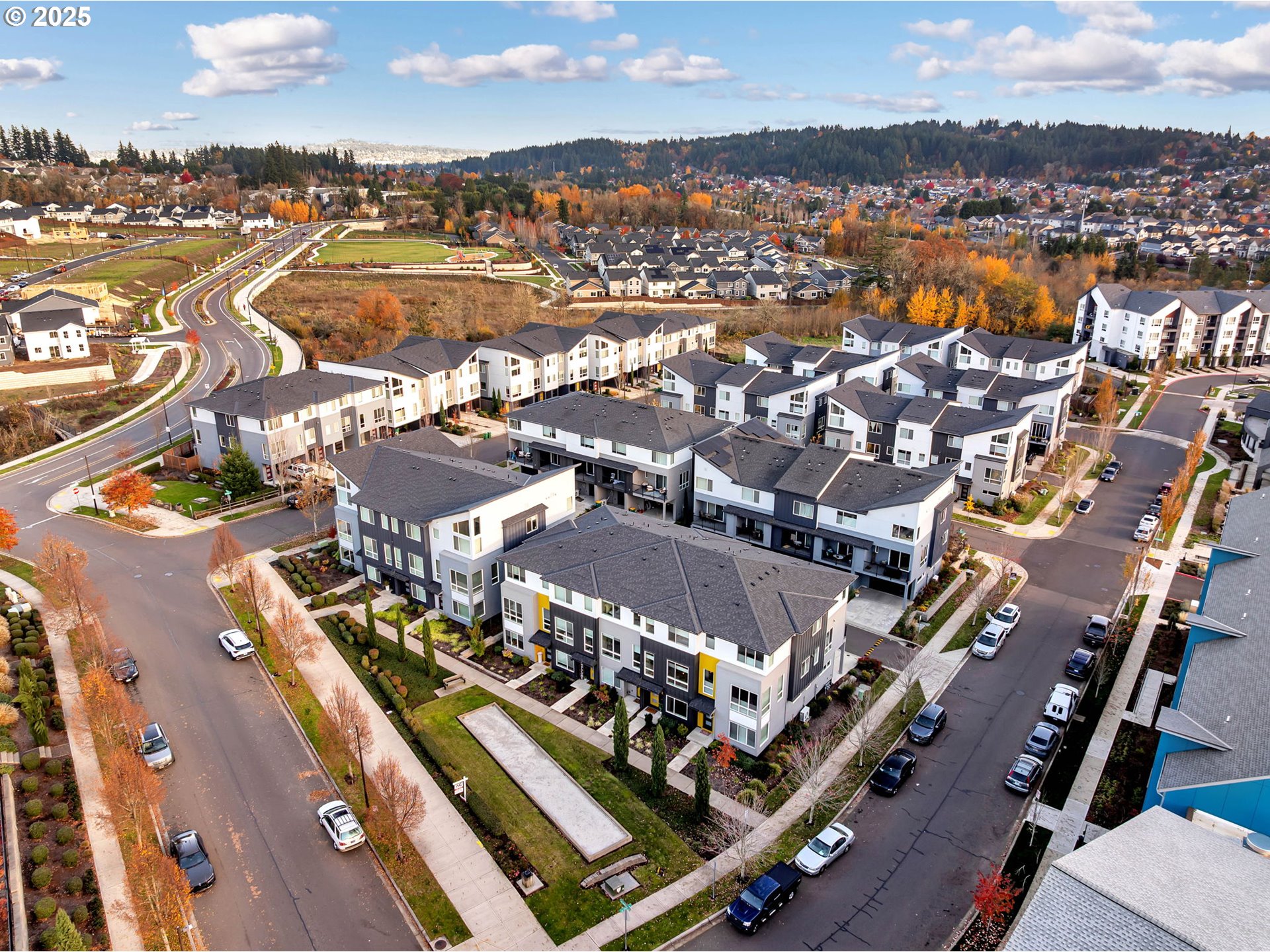 17238 Southwest Goldcrest Lane Beaverton, OR 97007 - Photo 46 of 48 an aerial view of a city