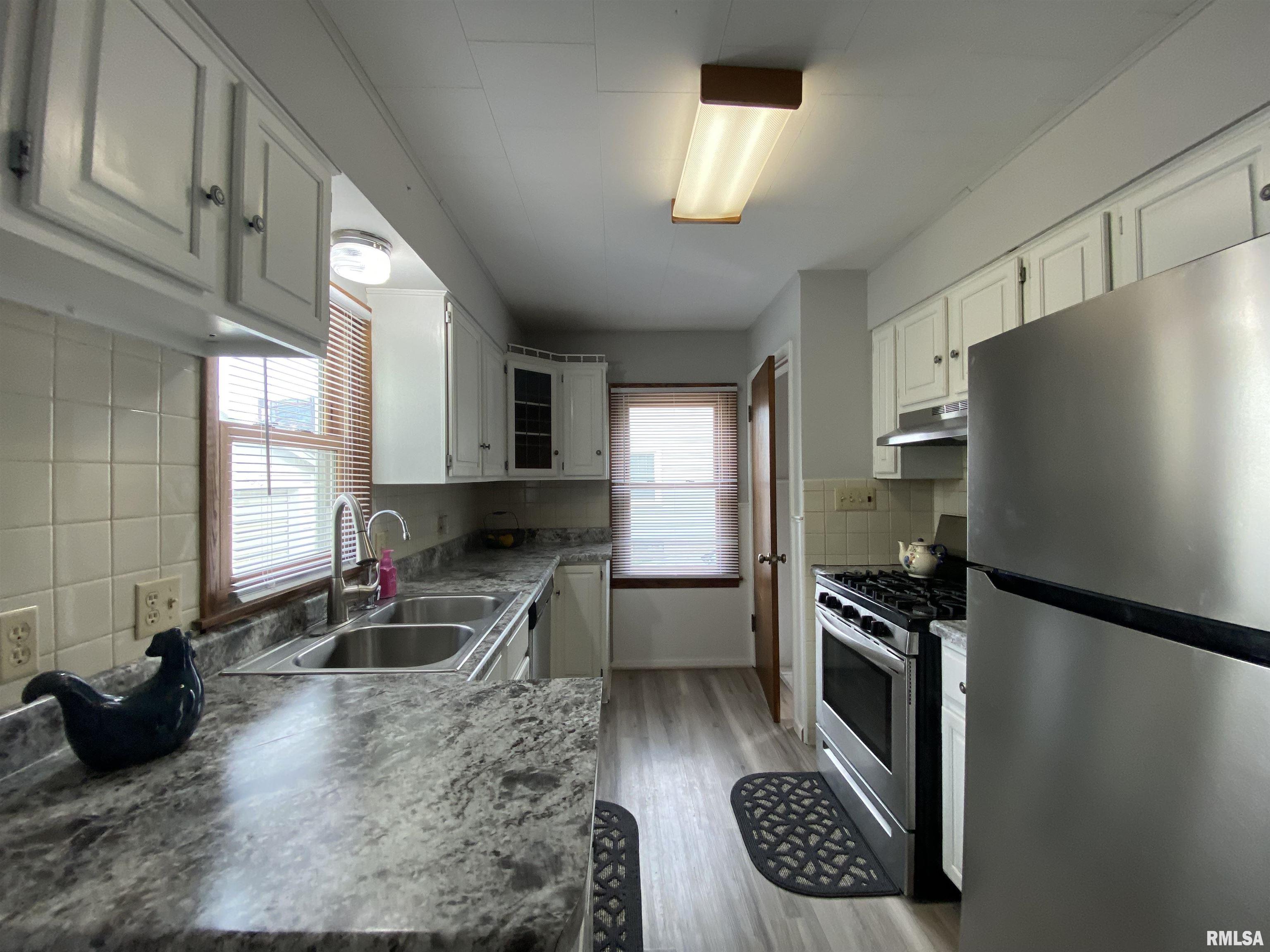 5 Evergreen Court Springfield, IL 62704 - Photo 7 of 23 Gallery Image 7