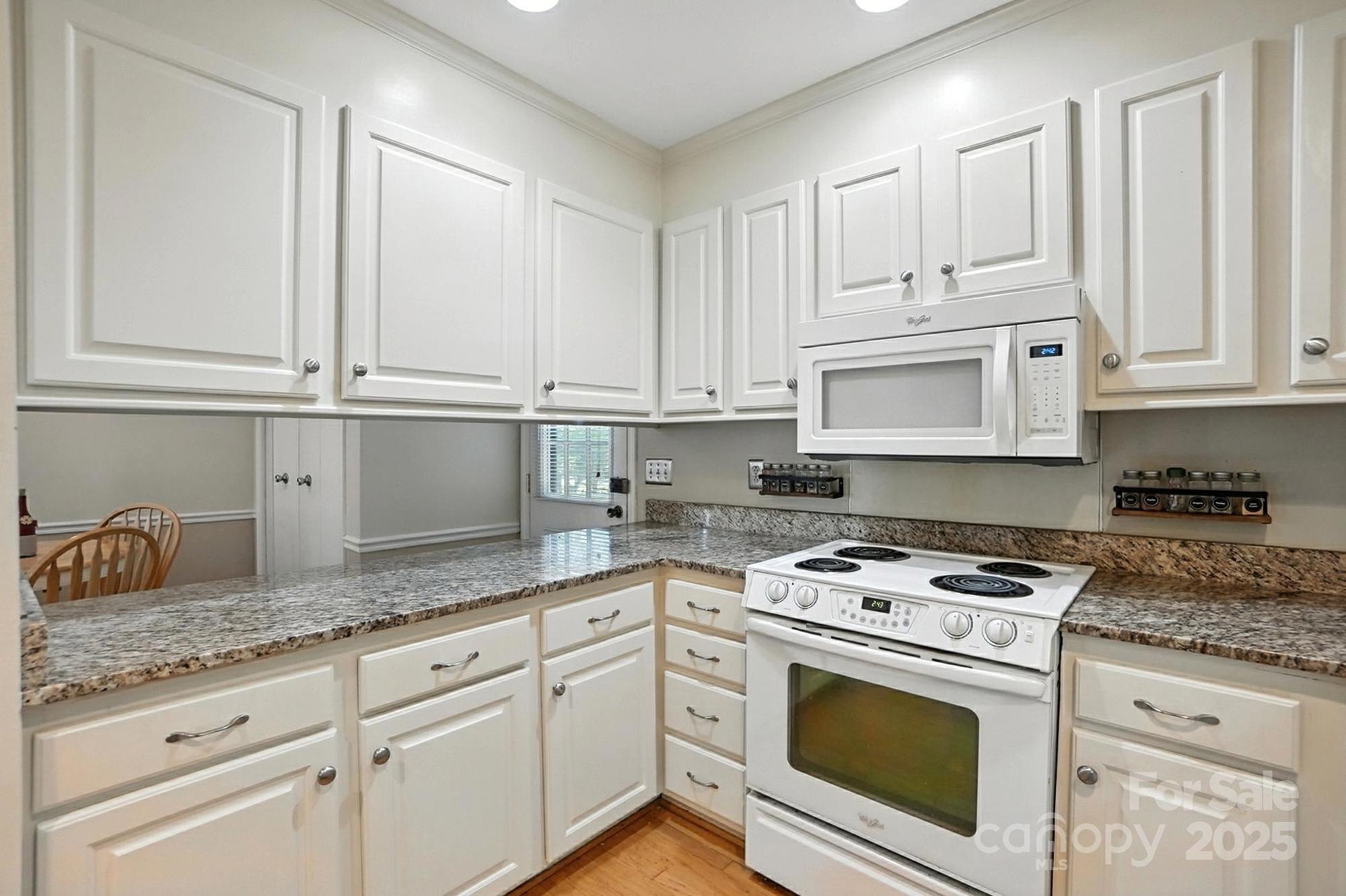11100 Painted Tree Road Charlotte, NC 28226 - Photo 13 of 48 Gallery Image 13