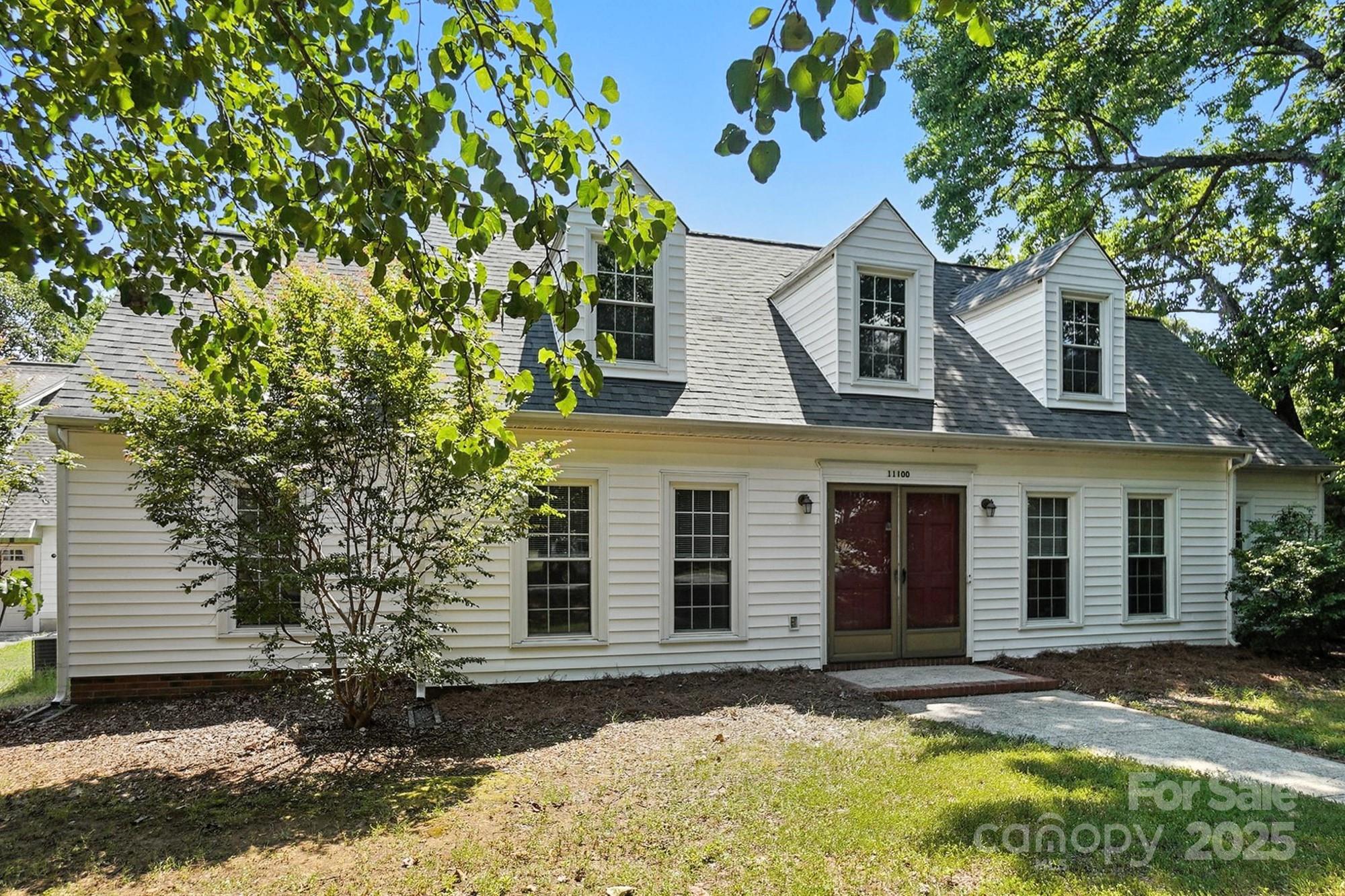 11100 Painted Tree Road Charlotte, NC 28226 - Photo 3 of 48 Gallery Image 3