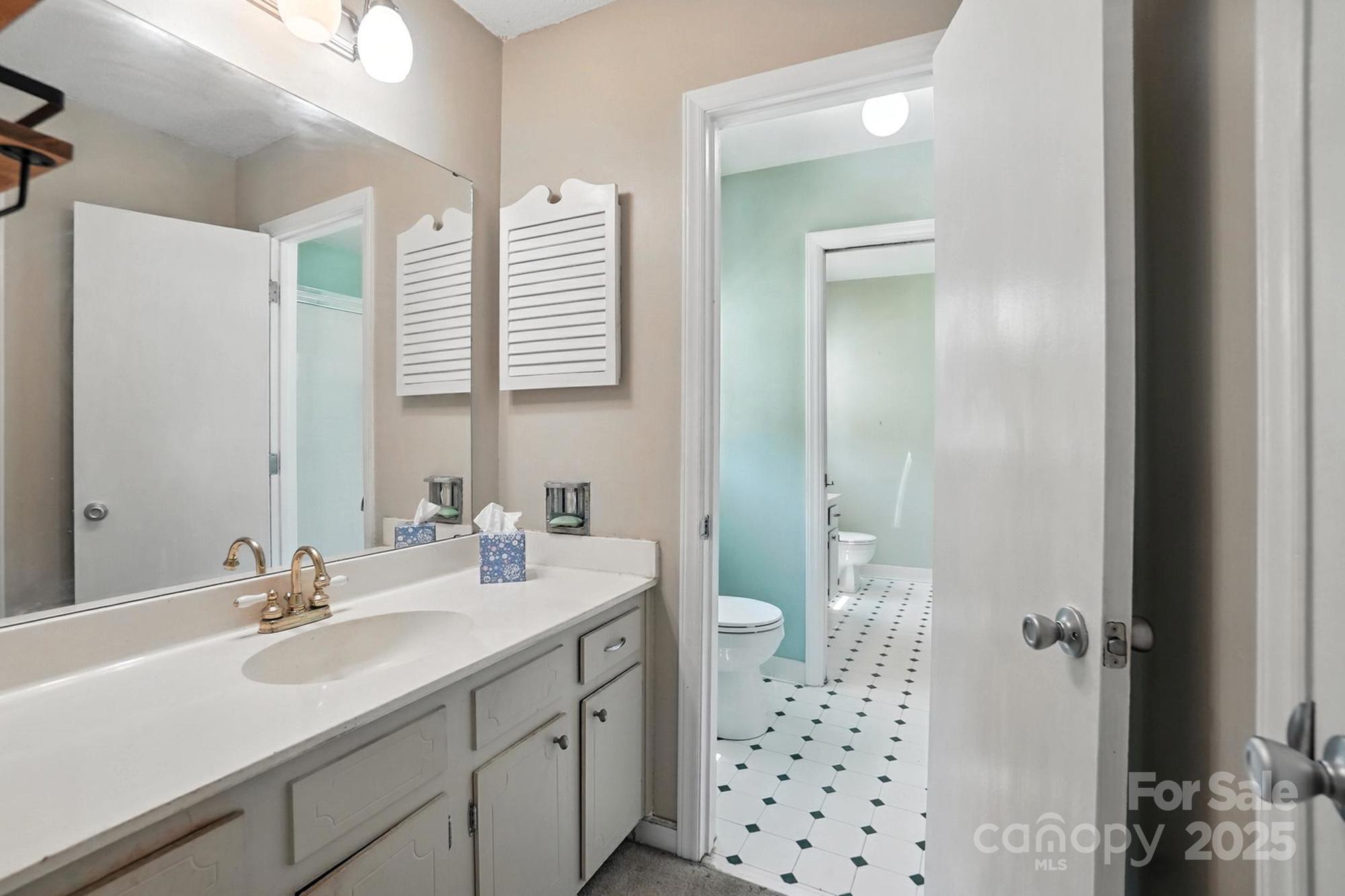 11100 Painted Tree Road Charlotte, NC 28226 - Photo 33 of 48 Gallery Image 33