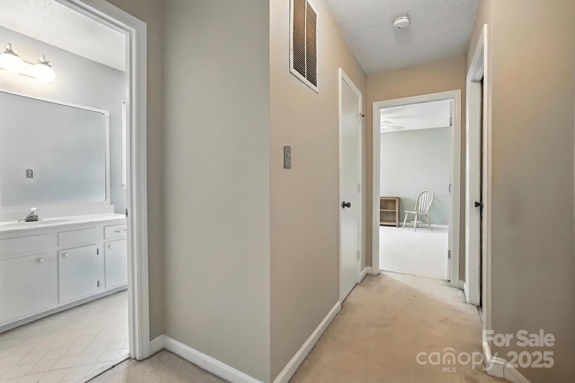 11100 Painted Tree Road Charlotte, NC 28226 - Photo 35 of 48 Gallery Image 35
