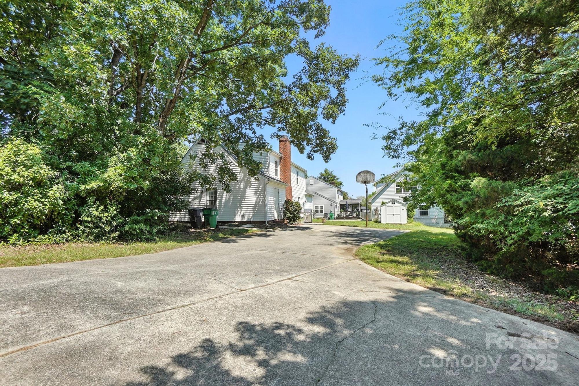 11100 Painted Tree Road Charlotte, NC 28226 - Photo 48 of 48 Gallery Image 48