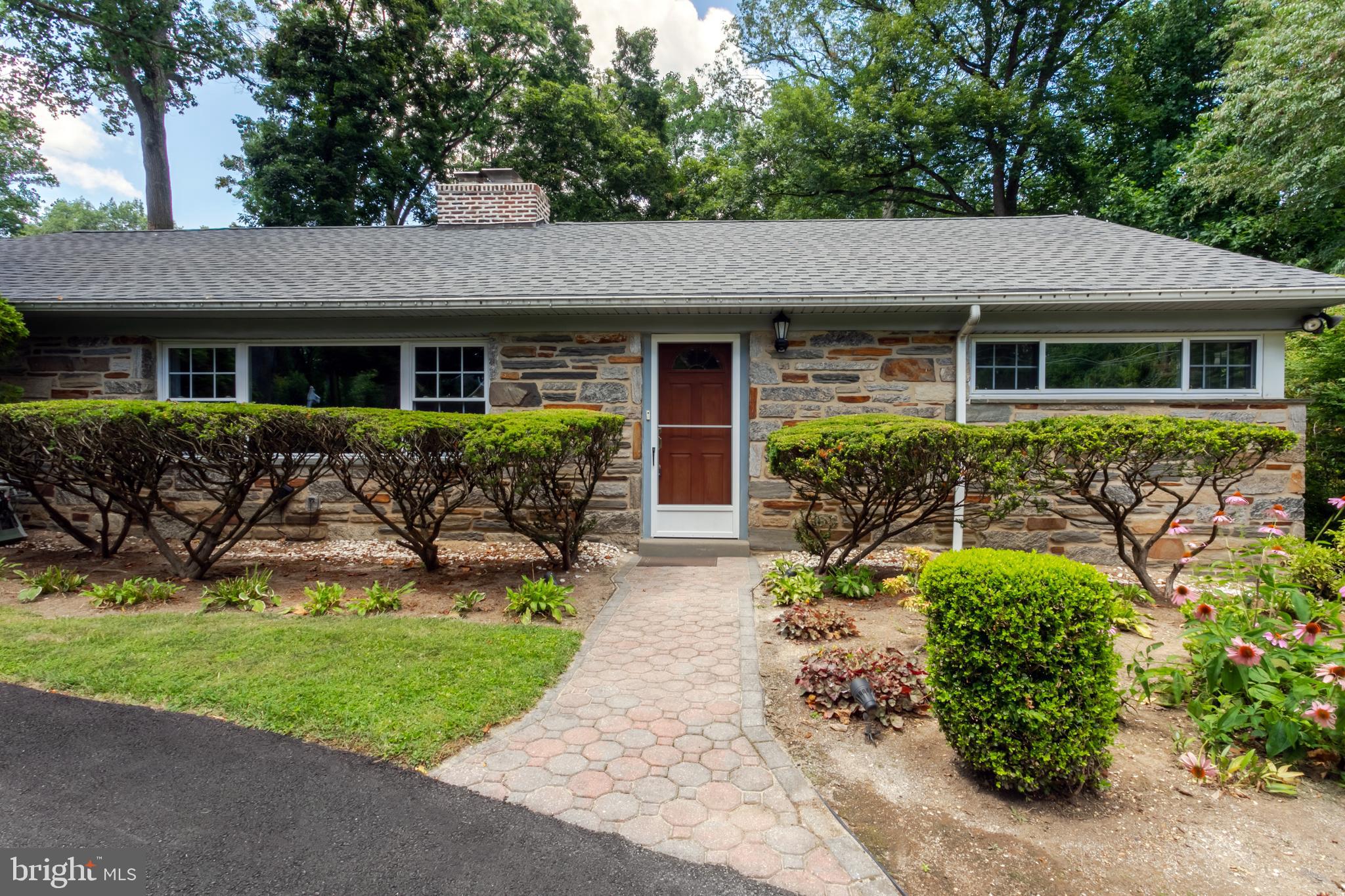 394 Marple Road Broomall, PA 19008 - Photo 1 of 45 Gallery Image 1