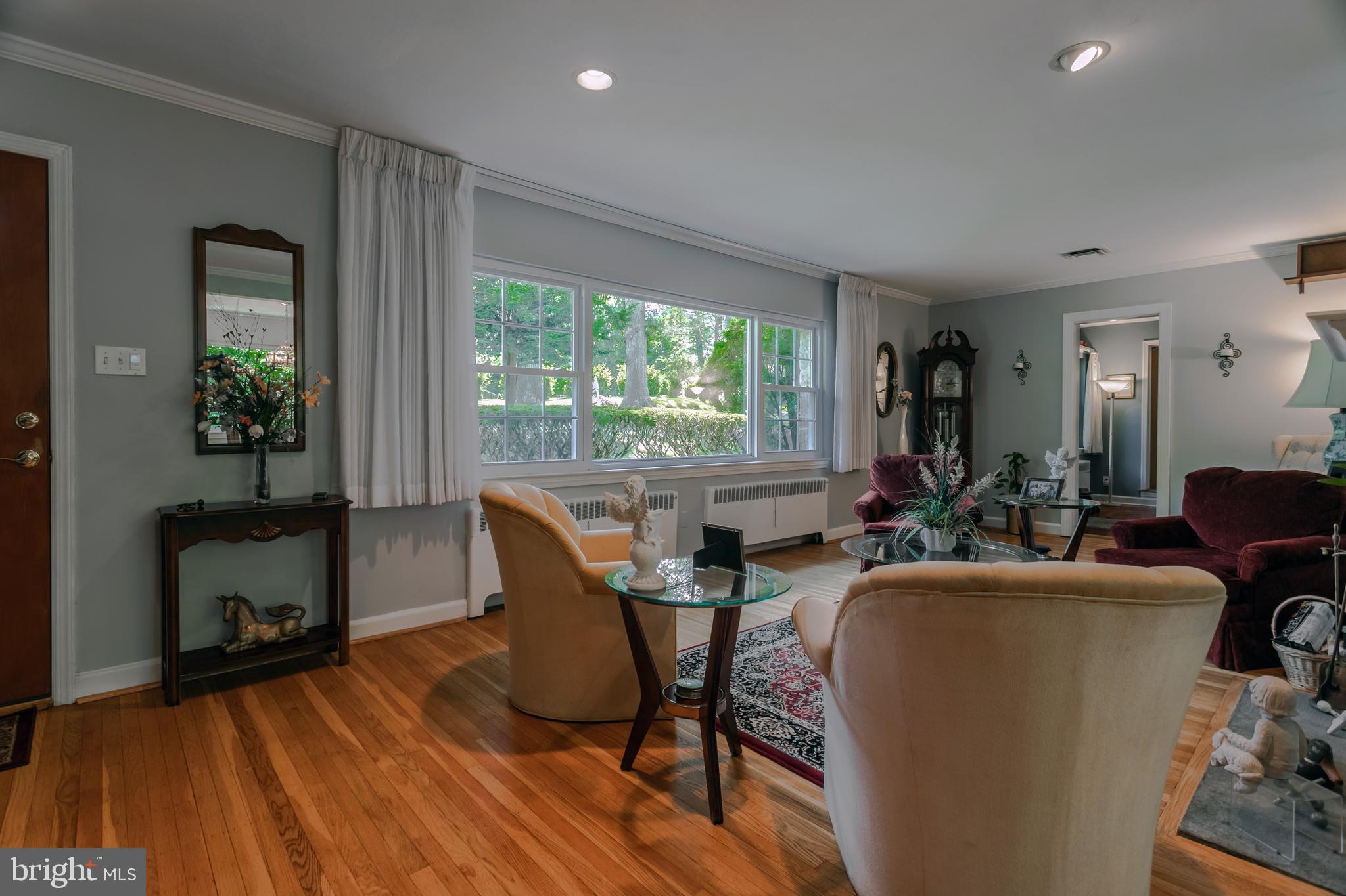 394 Marple Road Broomall, PA 19008 - Photo 7 of 45 Gallery Image 7