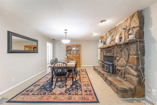 $249,900 | 298 County Road 4415, Poplar Bluff, MO 63901