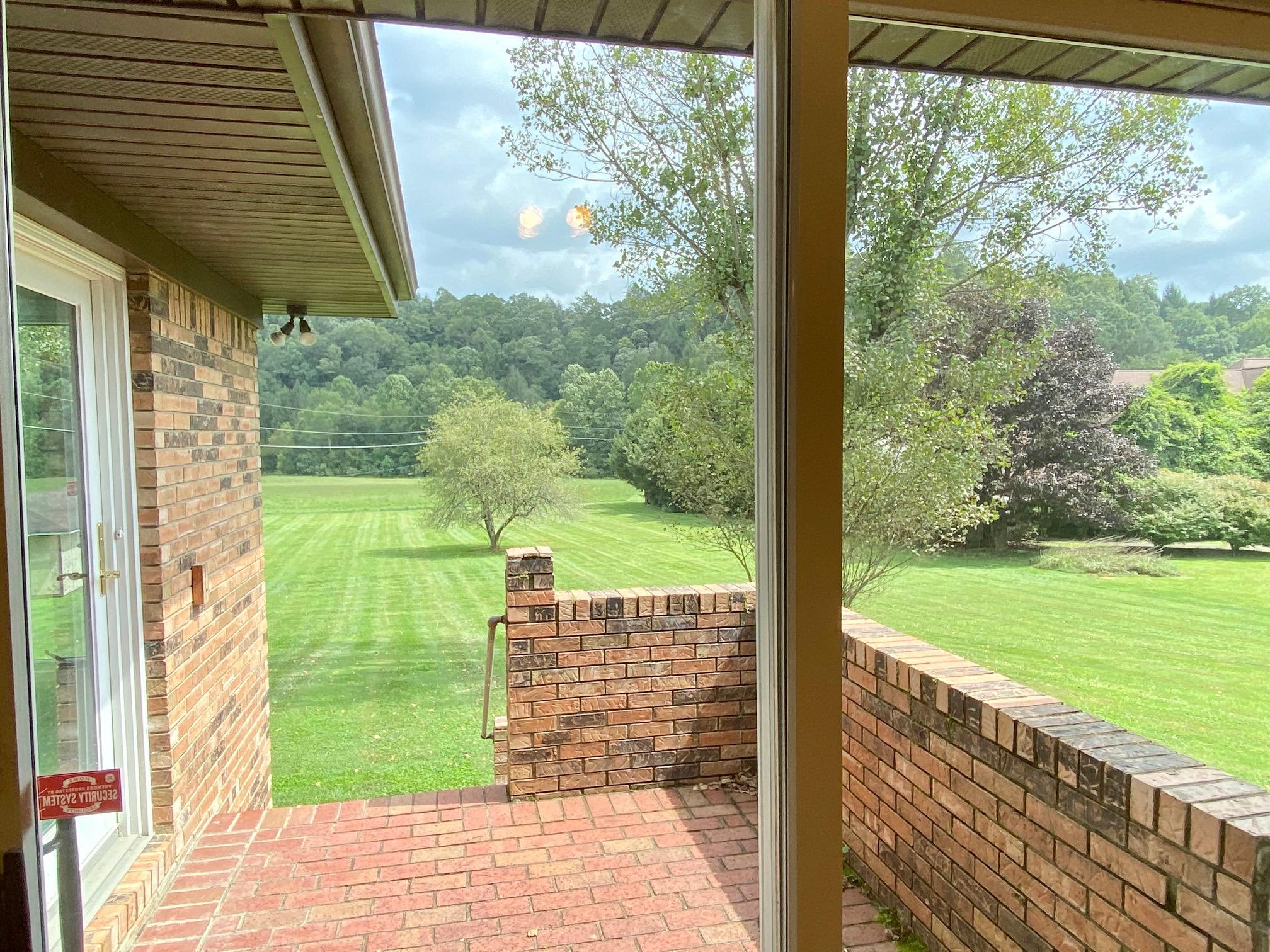 4032 Dungannon Road Coeburn, VA 24230 - Photo 18 of 60 23