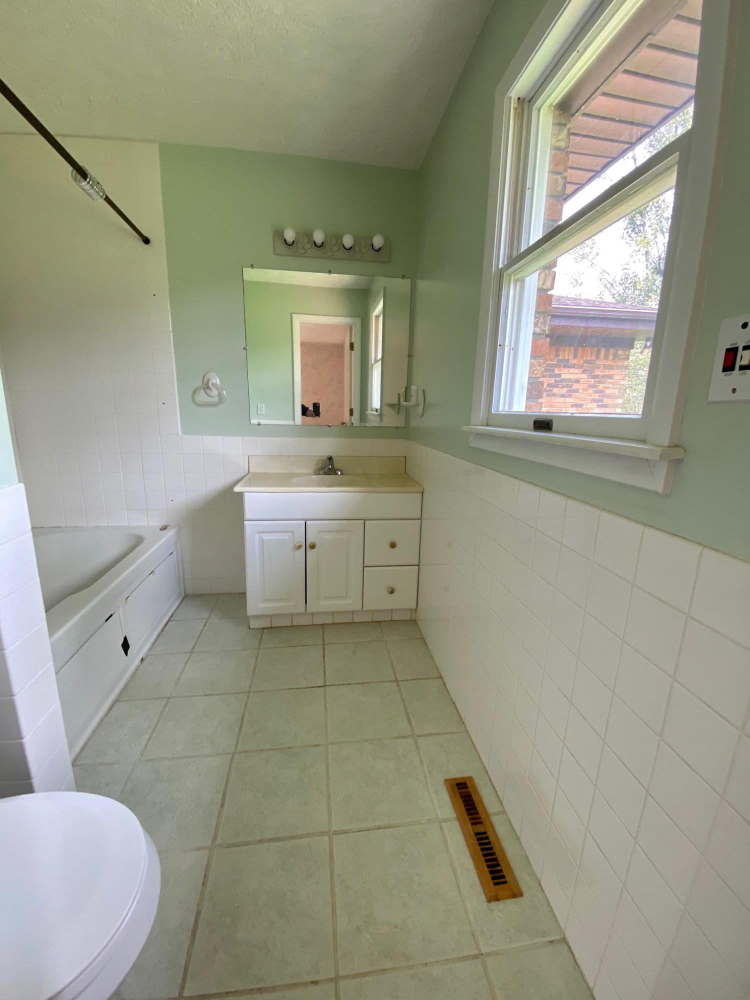4032 Dungannon Road Coeburn, VA 24230 - Photo 25 of 60 10