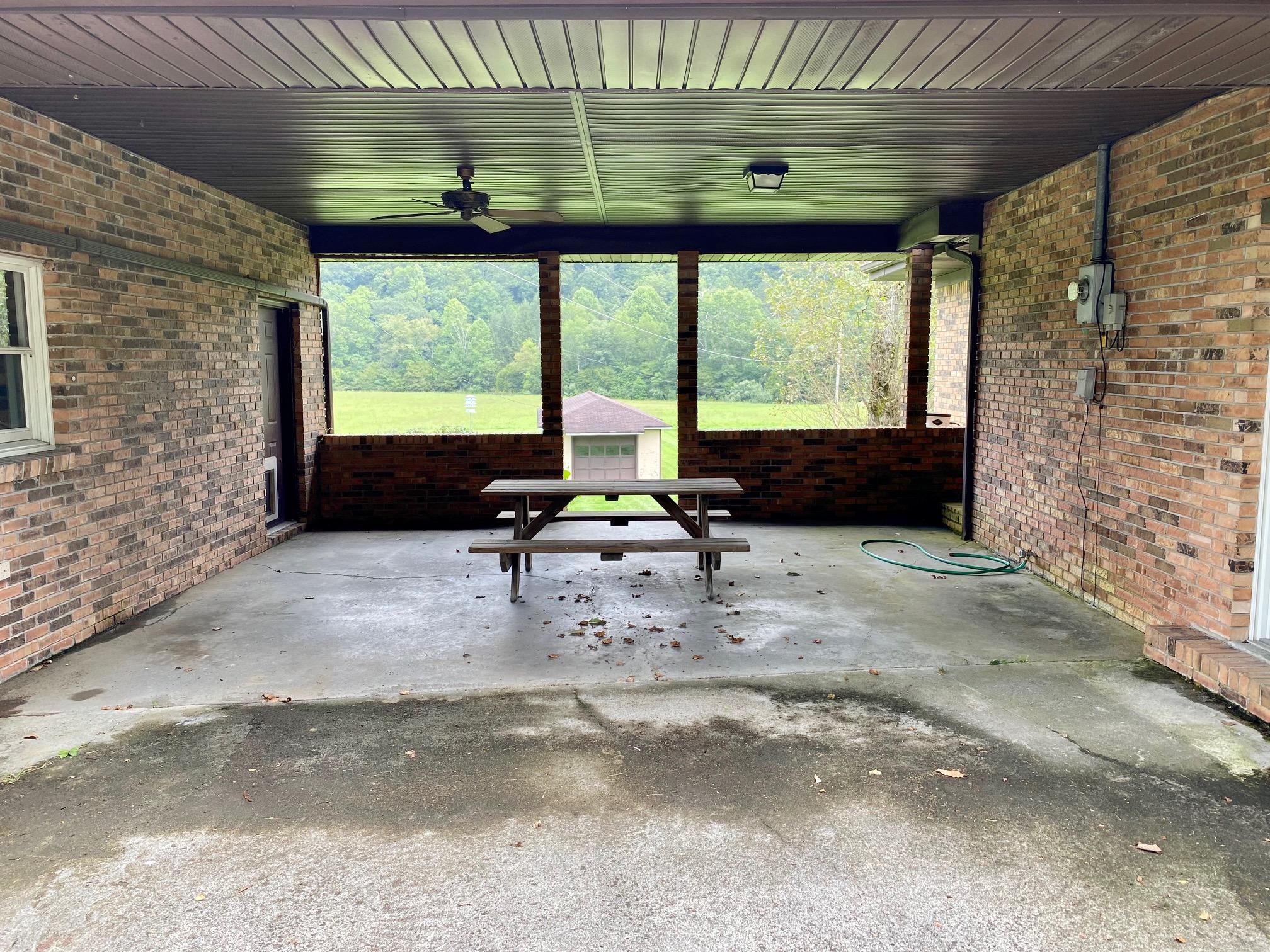 4032 Dungannon Road Coeburn, VA 24230 - Photo 37 of 60 52