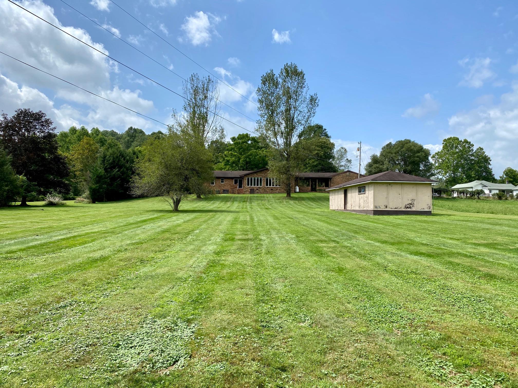4032 Dungannon Road Coeburn, VA 24230 - Photo 43 of 60 46