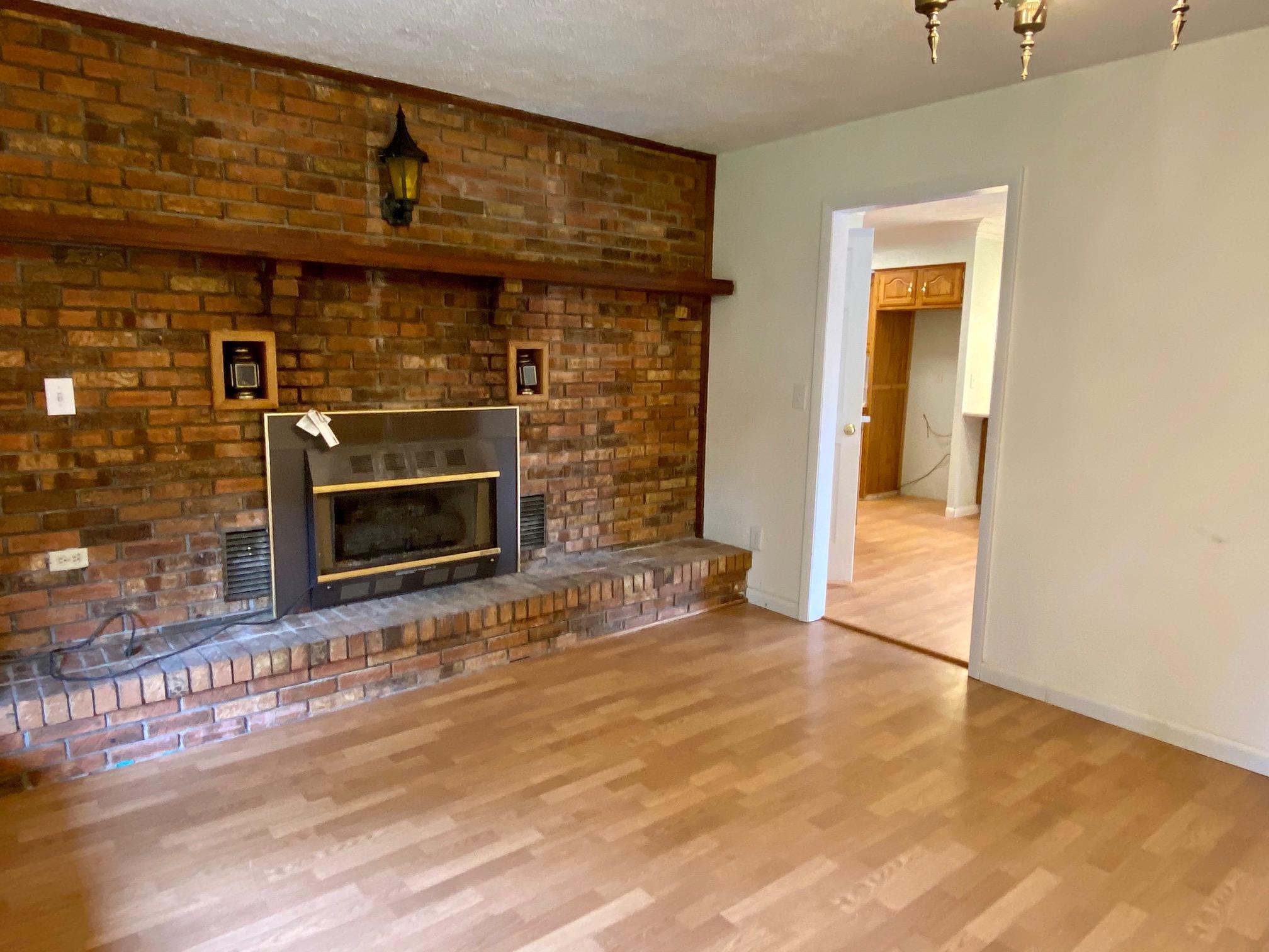 4032 Dungannon Road Coeburn, VA 24230 - Photo 5 of 60 25