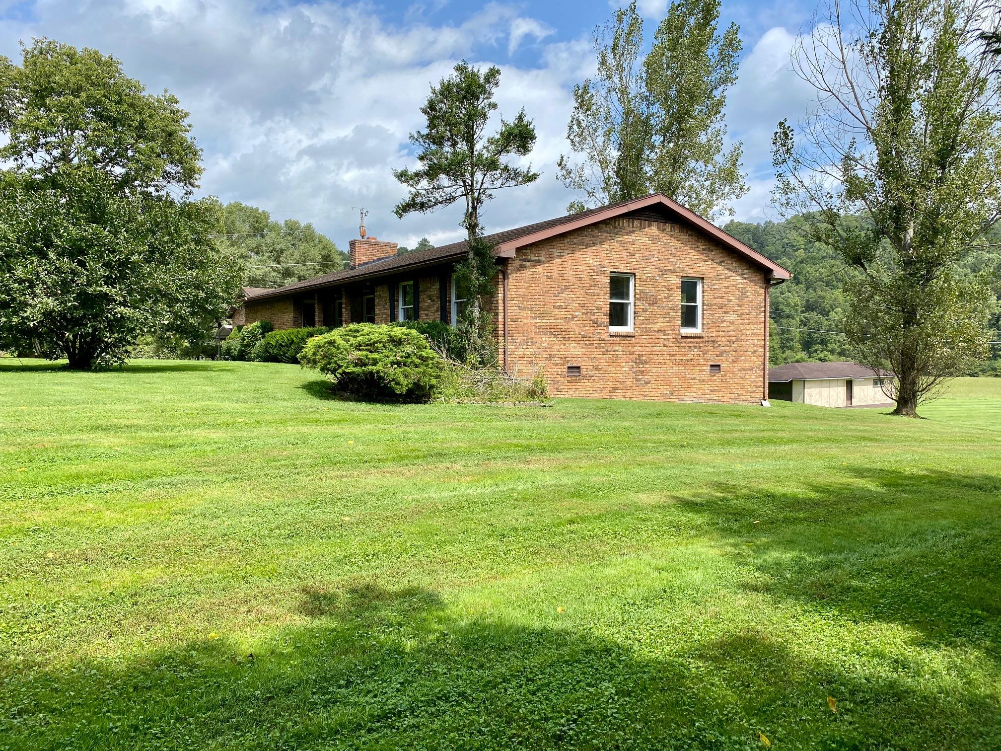 4032 Dungannon Road Coeburn, VA 24230 - Photo 53 of 60 38