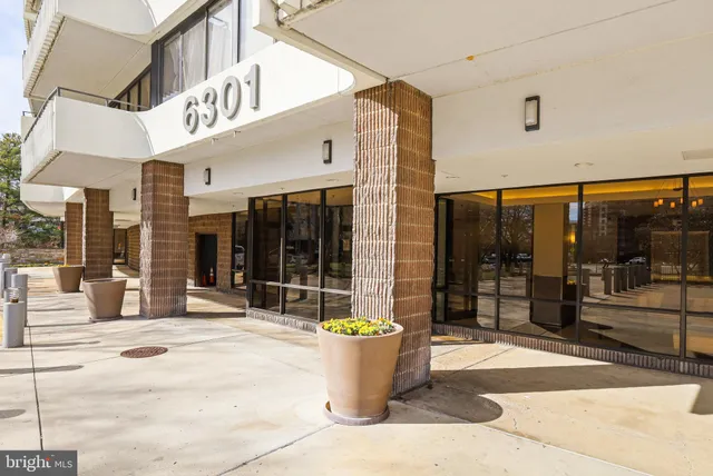 $3,100 | 6301 Stevenson Avenue, Unit 1516, Alexandria, VA 22304