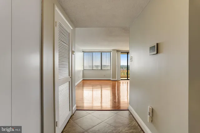 $3,100 | 6301 Stevenson Avenue, Unit 1516, Alexandria, VA 22304