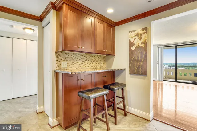 $3,100 | 6301 Stevenson Avenue, Unit 1516, Alexandria, VA 22304