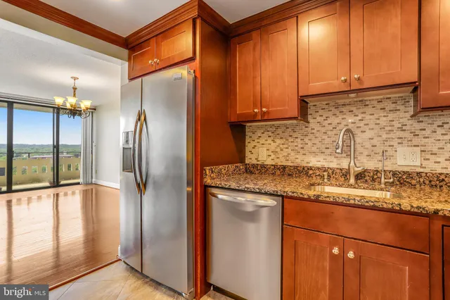 $3,100 | 6301 Stevenson Avenue, Unit 1516, Alexandria, VA 22304