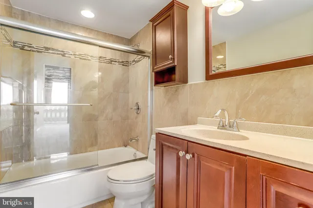 $3,100 | 6301 Stevenson Avenue, Unit 1516, Alexandria, VA 22304