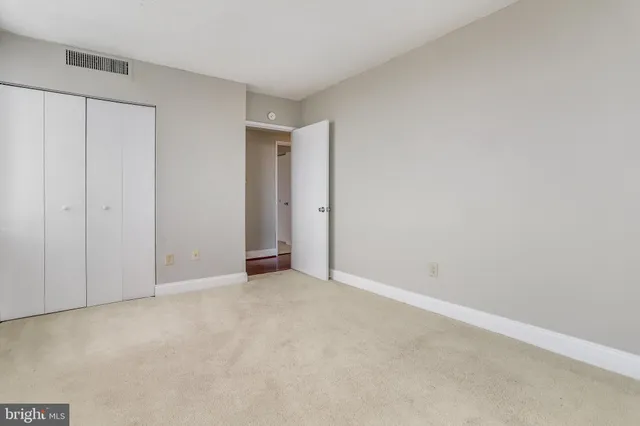 $3,100 | 6301 Stevenson Avenue, Unit 1516, Alexandria, VA 22304