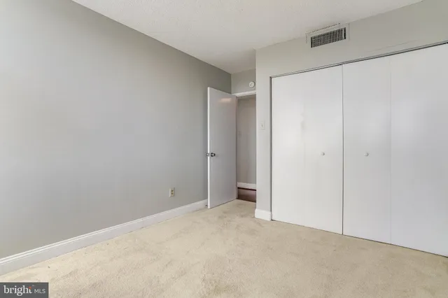 $3,100 | 6301 Stevenson Avenue, Unit 1516, Alexandria, VA 22304