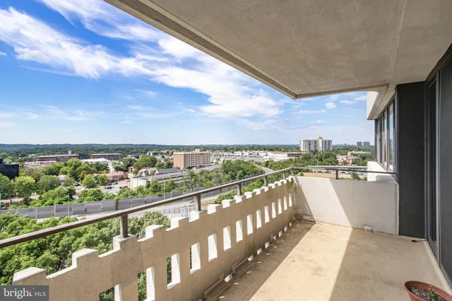 $3,100 | 6301 Stevenson Avenue, Unit 1516, Alexandria, VA 22304