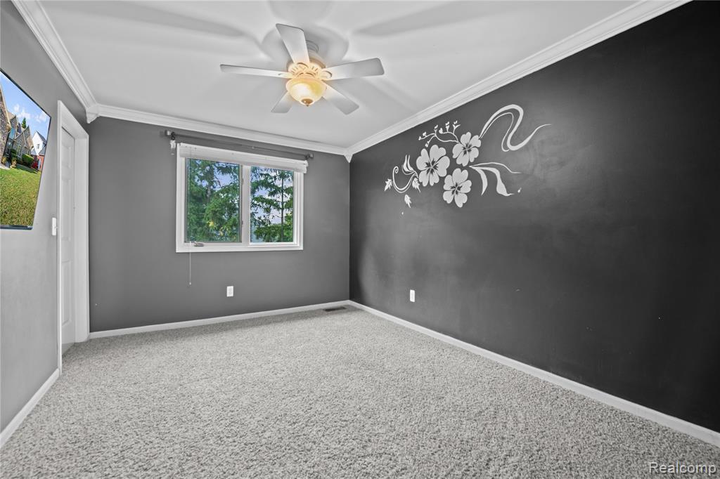19897 Mapleton Drive Macomb, MI 48044 - Photo 25 of 46