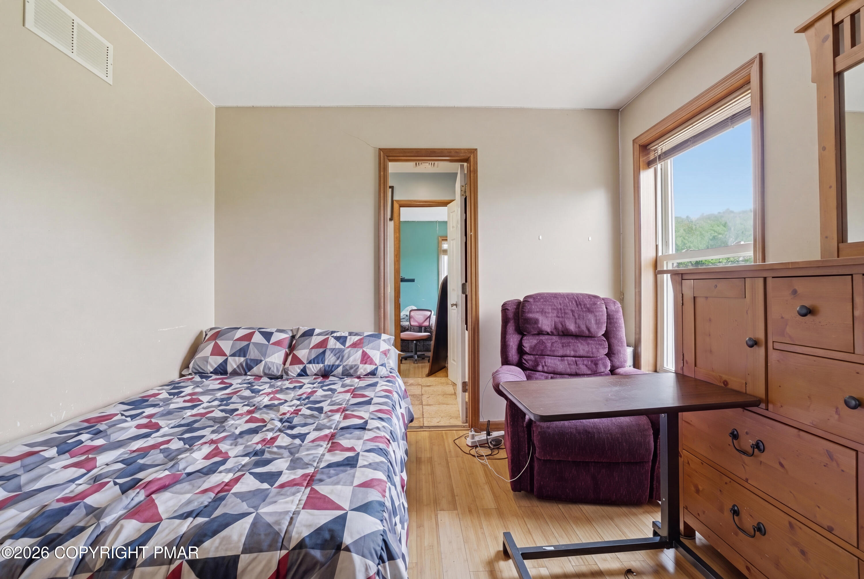 2607 Ramon Drive Blakeslee, PA 18610 - Photo 39 of 67 Bedroom 1